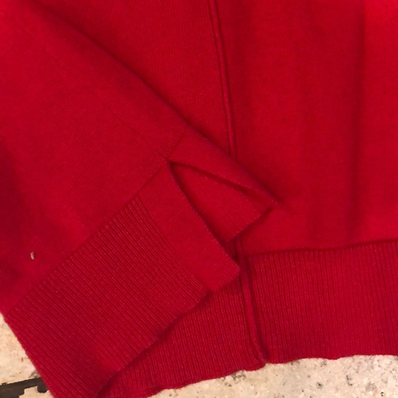 Vince Camuto cold shoulder sweater - Picture 4 of 5